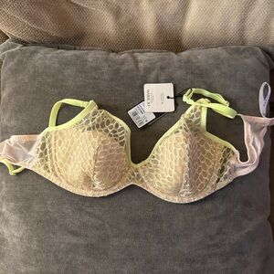 Marie Jo Bra in Light Yellow, NWT 36B